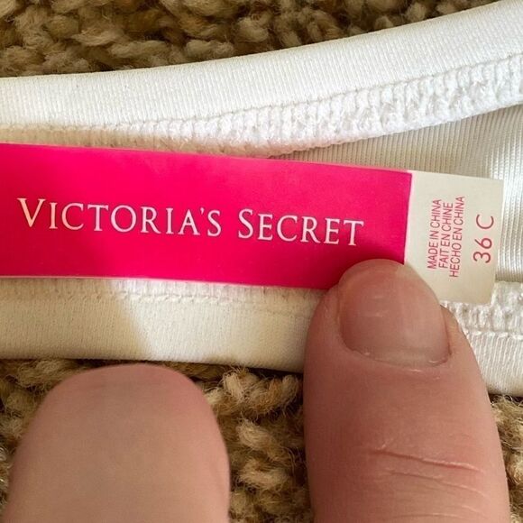 Victoria’s Secret Beach Sexy Paisley Push-Up Bandeau Bikini Top 34C - Picture 4 of 4